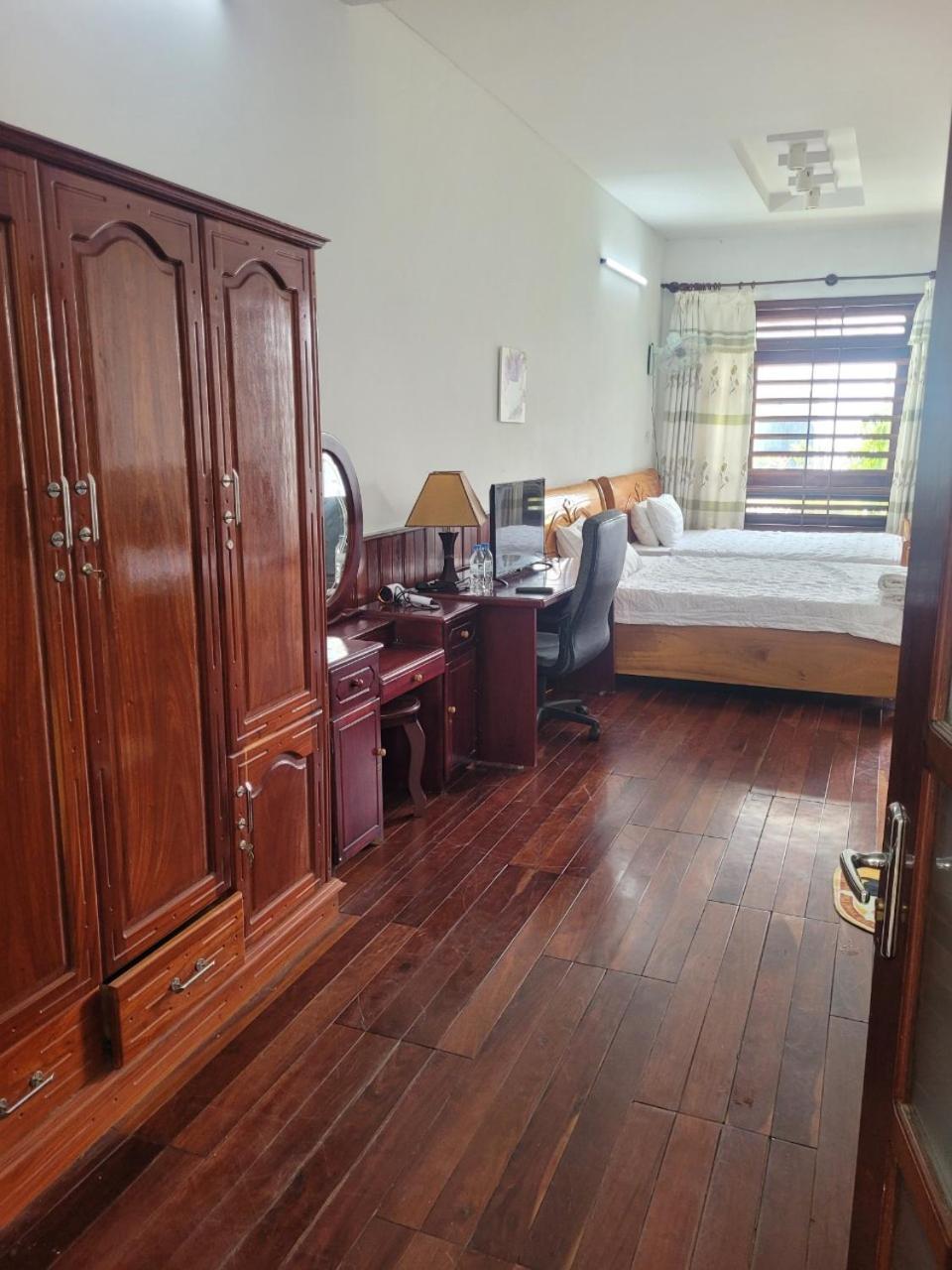 Hostel Ngoc Lien Tuy Hoa Esterno foto