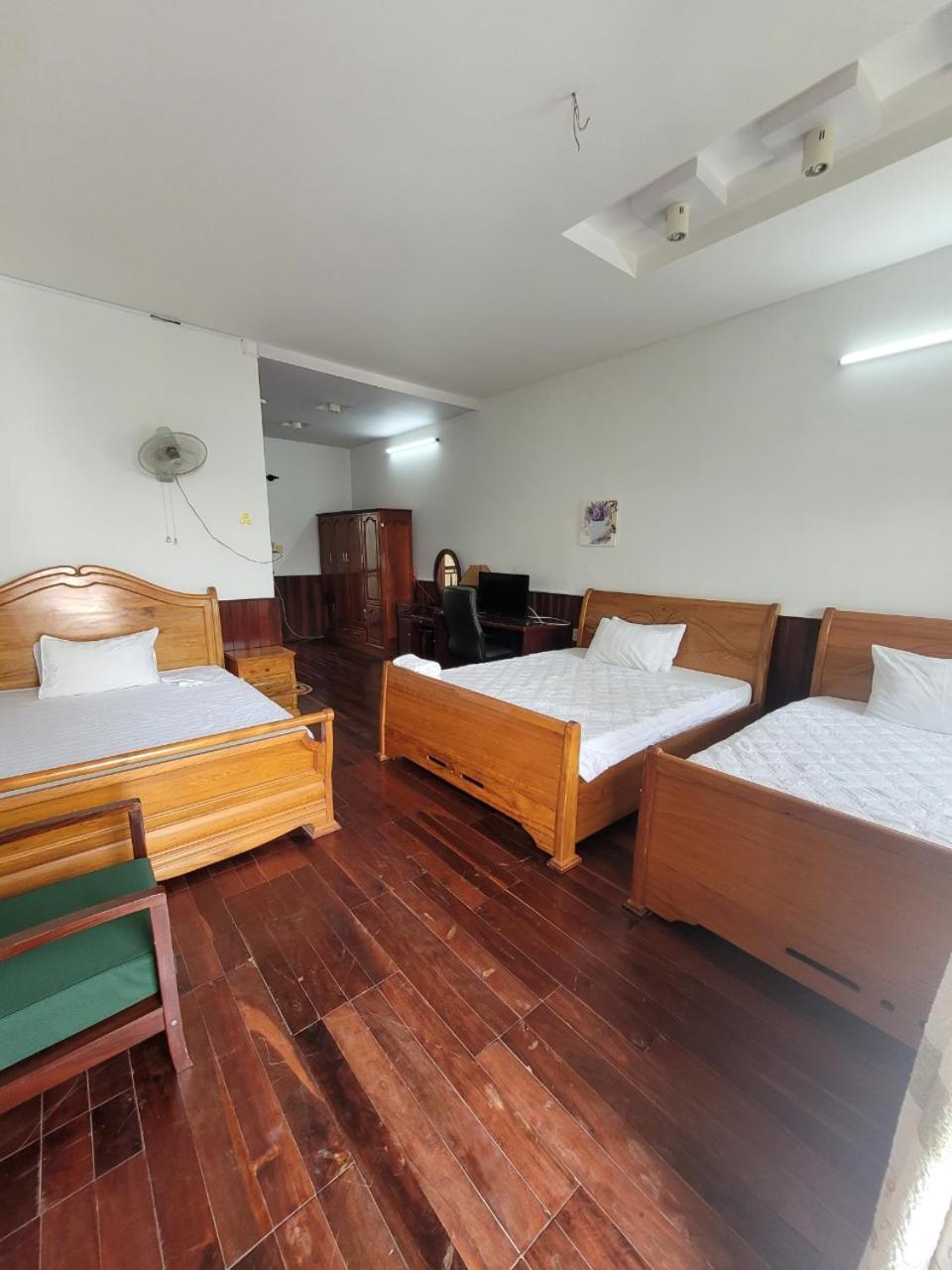 Hostel Ngoc Lien Tuy Hoa Esterno foto